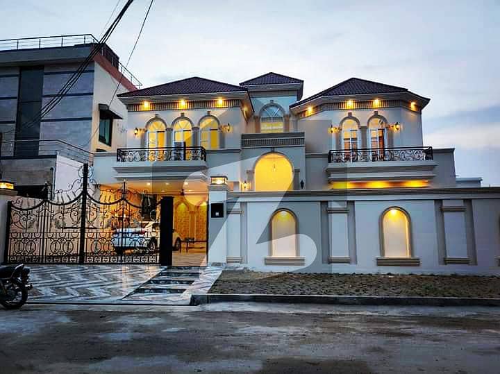 1 Kanal Brand New Spanish House For Sale Model Town On Good Location