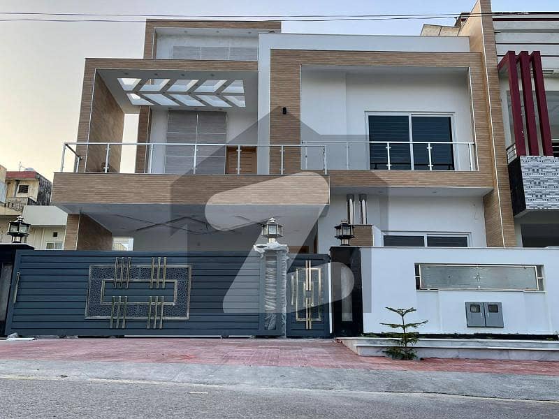 10 Marla Beautiful House For Sale In Islamabad