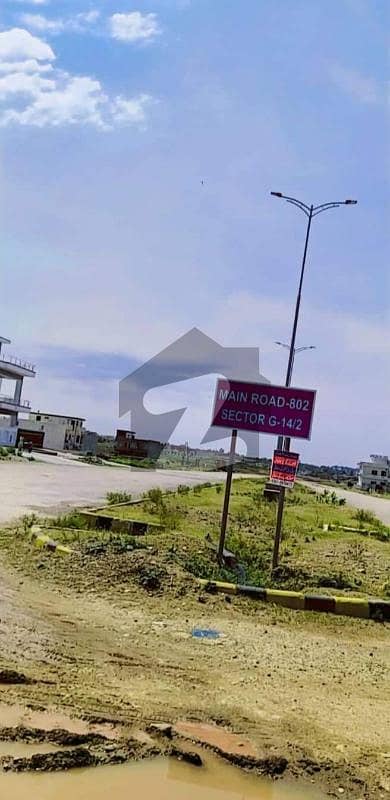 Top Location Plot For Sale Size 40*80 Double Road Back Side Clear Land Confirm Plot