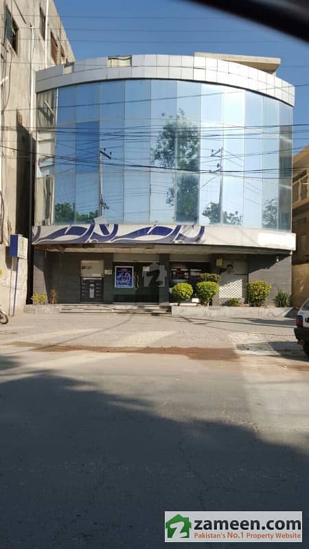 Well Developed Commercial Building Available For Rent