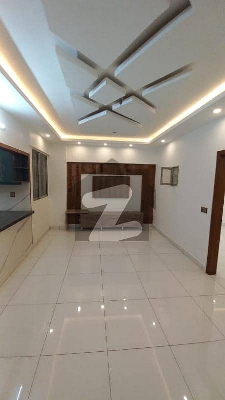 Full Renovated Flat Centrum Apartment With Lucky One Mall Main Rashid Minhas Road