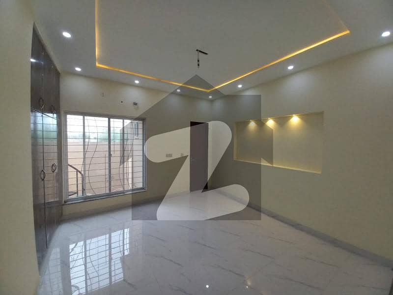 10 Marla Brand New House For Sale In Lda Avenue Lahore