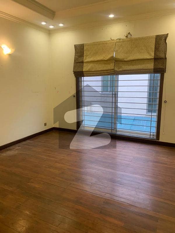Modern Edge Offer 1 Kanal Upper Portion Available For Rent In Dha Phase 6 Lahore.