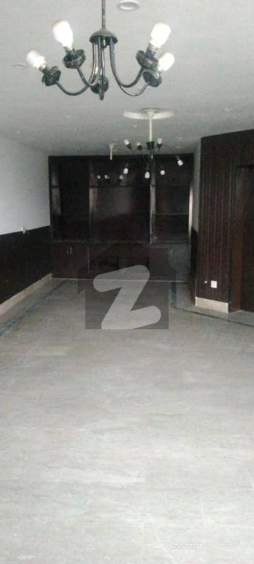 جی او آر لاہور میں 2 کمروں کا 4 مرلہ فلیٹ 55.0 ہزار میں کرایہ پر دستیاب ہے۔