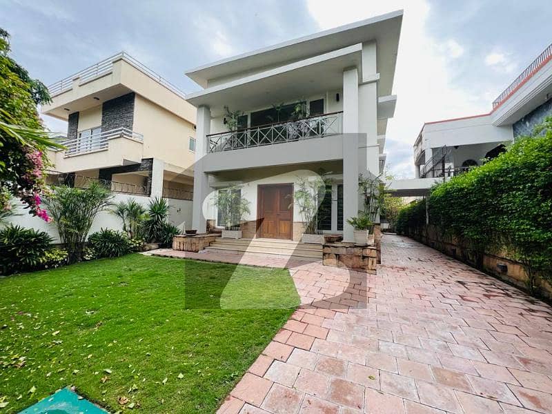 E-7 Luxury House For Rent. E-7 Luxury House For Rent.