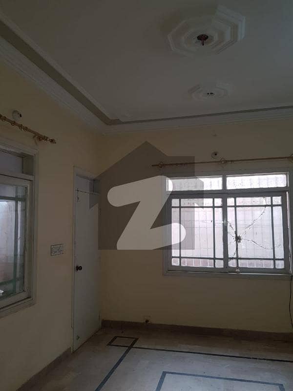 Sector 15a/3 Beautiful Ground Floor For Rent Bufferzone Sector 15A