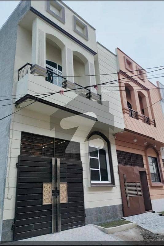 Iqbal Town 3.5 Marla House For Sale.
