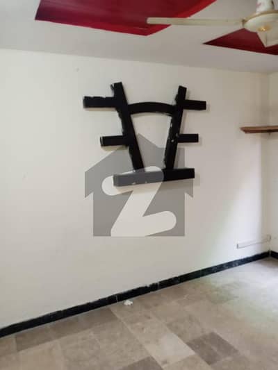 Flat For Sale Khudad Hight 2000 Square Feet