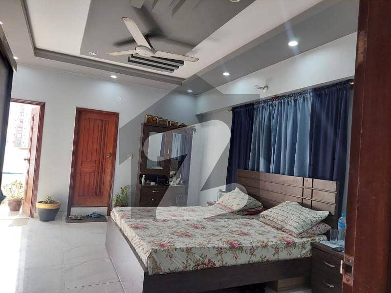 پی اینڈ ٹی کالونی کراچی میں 3 کمروں کا 8 مرلہ فلیٹ 1.8 کروڑ میں برائے فروخت۔