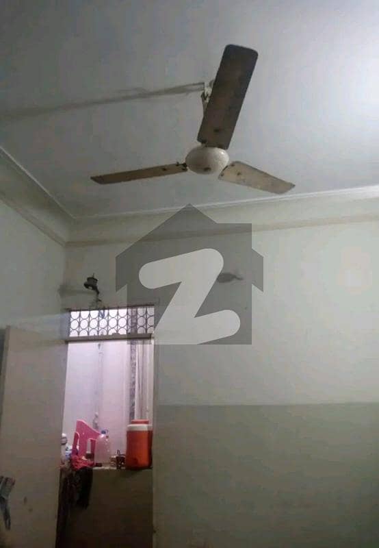 نارتھ کراچی - سیکٹر 5-بی/3 نارتھ کراچی کراچی میں 6 کمروں کا 3 مرلہ مکان 87 لاکھ میں برائے فروخت۔