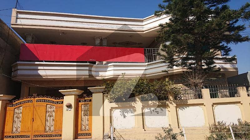 گلشنِ اقبال راولپنڈی میں 7 کمروں کا 1 کنال مکان 3.5 کروڑ میں برائے فروخت۔