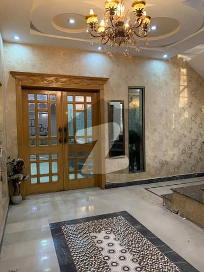 Prime Location 1 Kanal Beautiful Full Luxury House For Sale Near Park Masjid And Markets