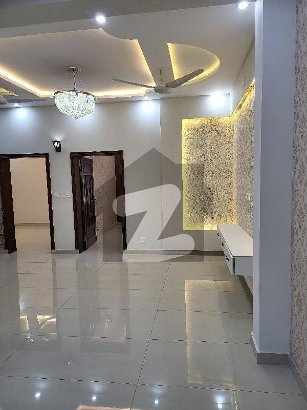 25*50 house for sale in G11.2 25*50 house for sale in G11.2