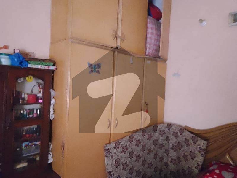 سمن آباد لاہور میں 3 کمروں کا 3 مرلہ مکان 1.03 کروڑ میں برائے فروخت۔