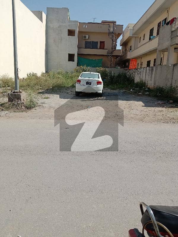 Level 11 Marla plot for sale in Media Town Rawalpindi