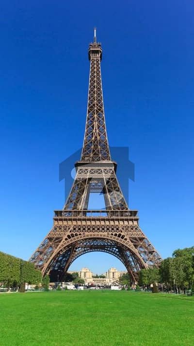 05 Marla Plot In Front Of Eiffel Tower