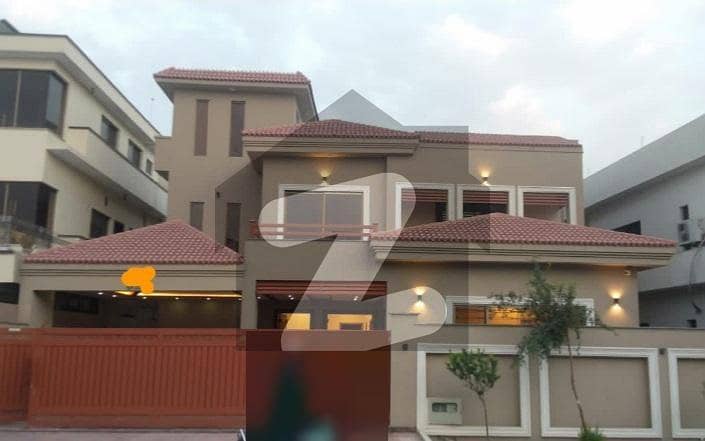 1 Kanal House For Rent In Bahria Town Phase 2
Islamabad.