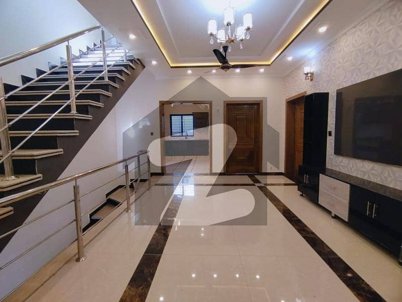 7 Marla House For rent In Bahria town phase 8