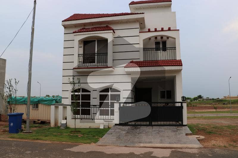 Prime 5 Marla House For Sale In Hblock, Park View City Islamabad Park