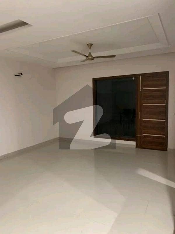 5 Marla Apartment Flat Available For Rent