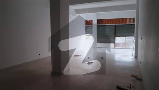 Shop Of 850 Square Feet Is Available For Rent In Bukhari Commercial Area