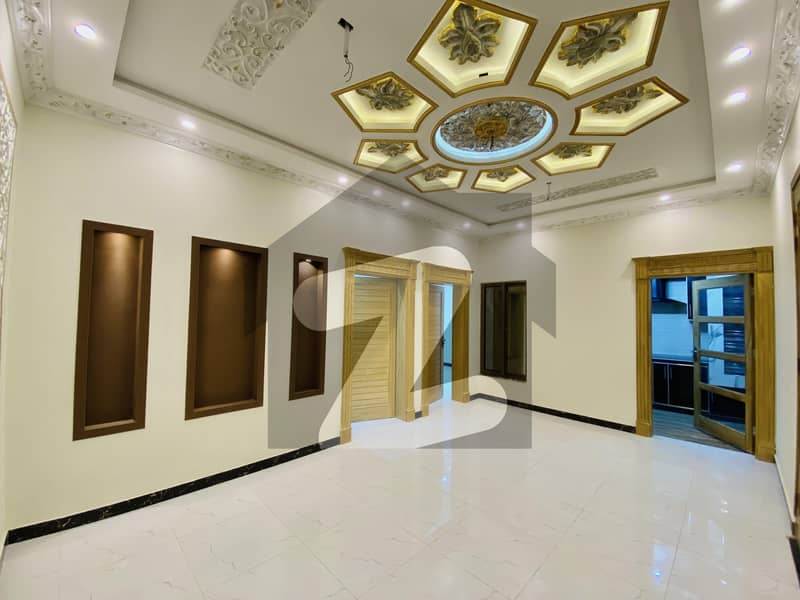 Designer 5 Marla Beautiful House Gt Road Peshawar