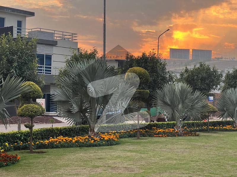 10 marla plot for sale in Golf Estate block in Park View City Islamabad Park View City
