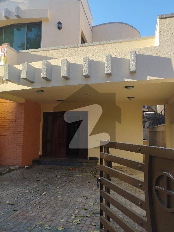 Bahria Town Safari Villa 1 Top Class Location House For Sale For More Call Us
