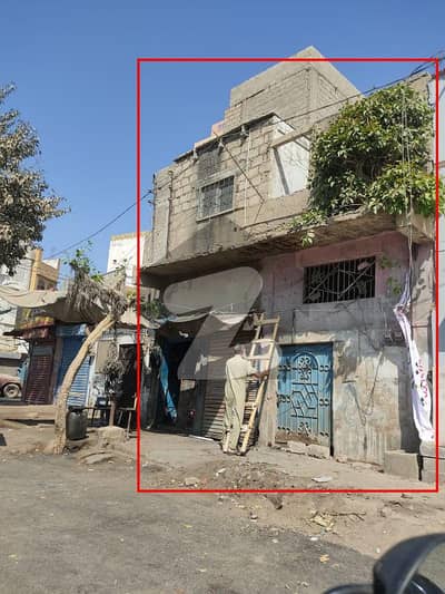 محمود آباد کراچی میں 3 کمروں کا 4 مرلہ دکان 2.5 کروڑ میں برائے فروخت۔