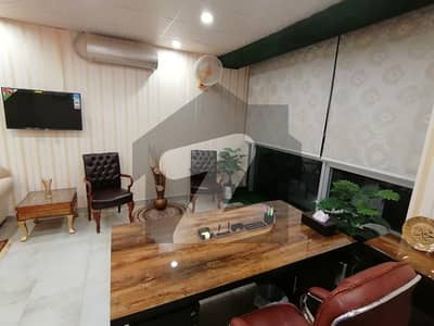 ہائی کیو ٹاور گلبرگ 5 گلبرگ لاہور میں 2 کمروں کا 2 مرلہ دفتر 1.8 کروڑ میں برائے فروخت۔