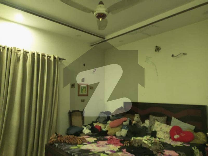 بینکرز ہاؤسنگ سوسائٹی ۔ بلاک بی بینکرز کوآپریٹو ہاؤسنگ سوسائٹی,لاہور میں 3 کمروں کا 5 مرلہ مکان 1.65 کروڑ میں برائے فروخت۔