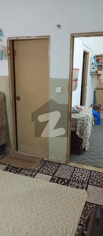 2 Bed Lounge Flat For Sale In Welcome Terrace In Gulistan-e-jauhar.