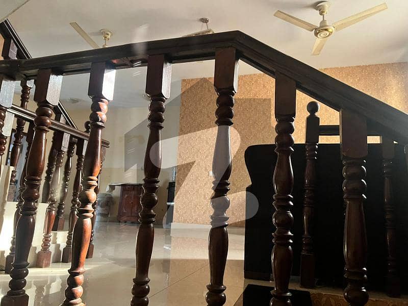 نیوی ہاؤسنگ سکیم زمزمہ زمزمہ کراچی میں 5 کمروں کا 14 مرلہ مکان 4 لاکھ میں کرایہ پر دستیاب ہے۔