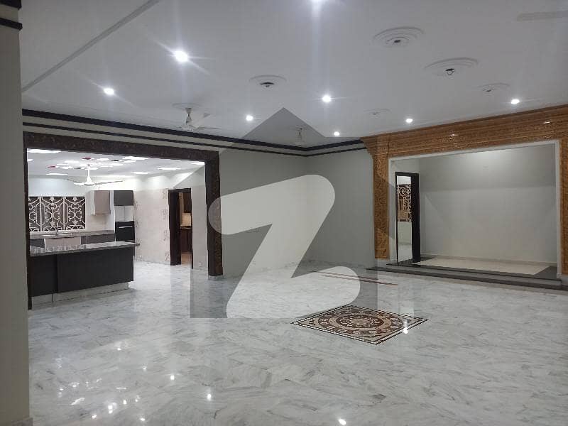 Royal Living Style , Spanish Villa Is Available Royal Living Style , Spanish Villa Is Available