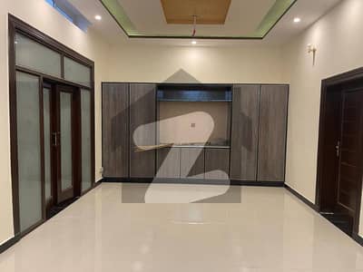 1125 Square Feet House Situated In Regi Model Town Phase 4 - Block C2 For Sale