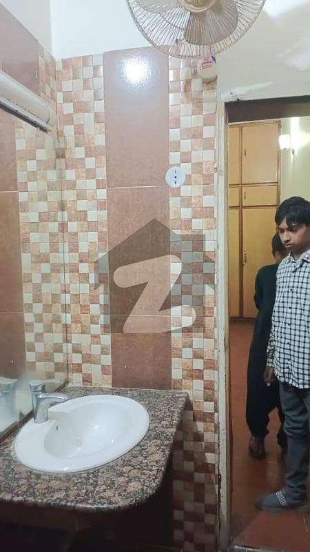 علامہ اقبال ٹاؤن ۔ سکندر بلاک علامہ اقبال ٹاؤن لاہور میں 6 کمروں کا 10 مرلہ مکان 3.65 کروڑ میں برائے فروخت۔