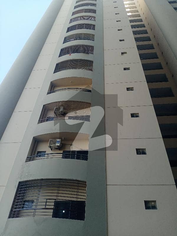 صائمہ رائل ریزیڈینسی راشد منہاس روڈ,کراچی میں 3 کمروں کا 8 مرلہ فلیٹ 2.45 کروڑ میں برائے فروخت۔