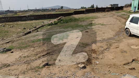 5 Marla Plot For Sale In Sadaat Colony