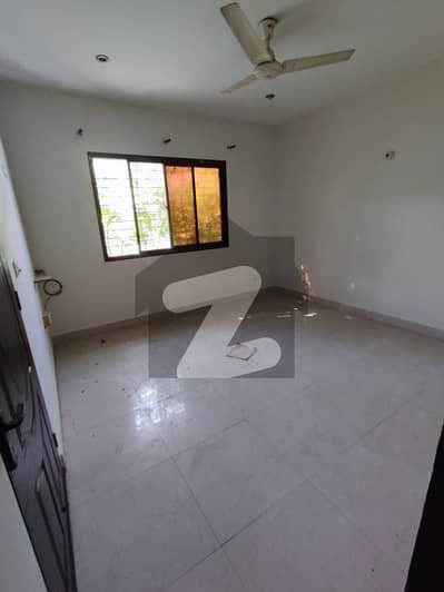 Upper Portion Of Bungalow 2 Bed Dd Up For Rent