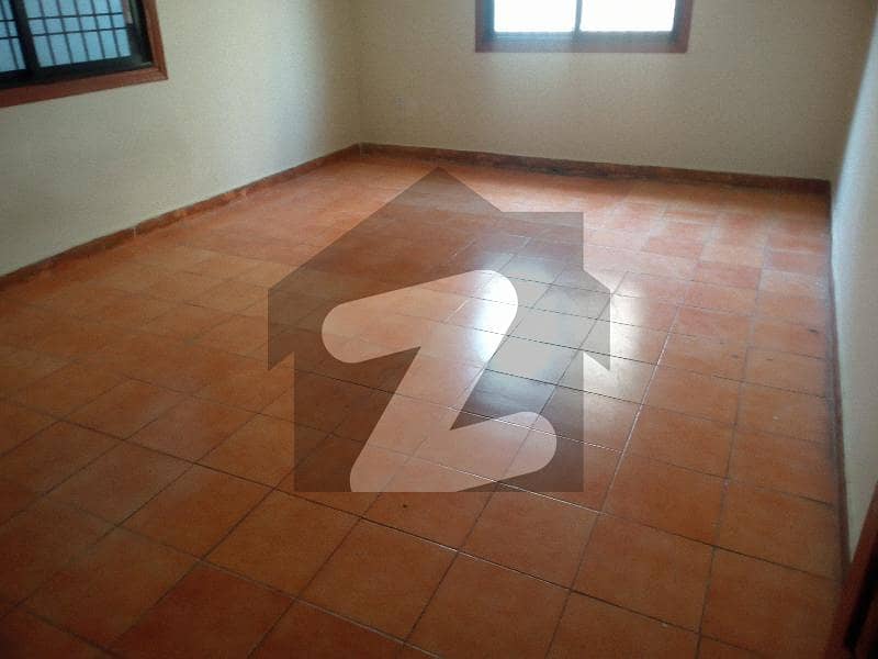 4 Bedl Ground Floor Floor Portion For Rent Block 2