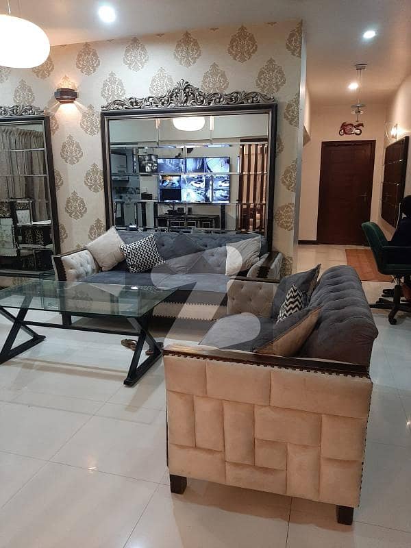 Almost New 3 Side Corner Full Floor Apartment On Main Kh E Bahria Near Rehman Masjid
