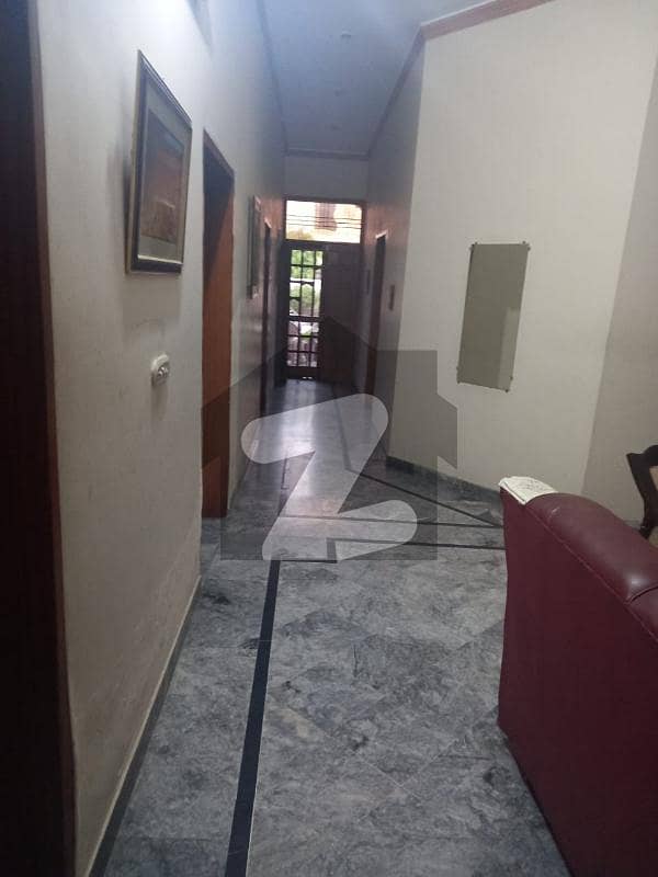 1 Kanal House Is Available For Sale In Wapda Town Phase 1 Block D2 Lahore