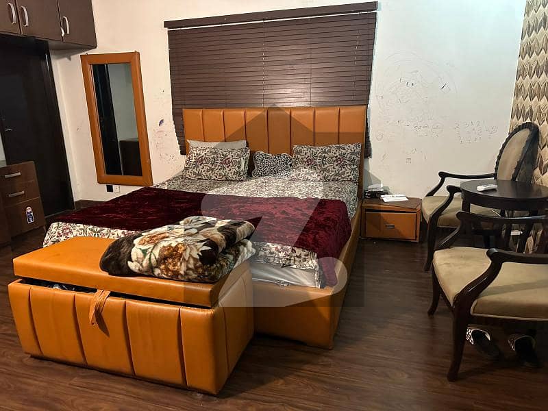 فیصل ٹاؤن لاہور میں 2 کمروں کا 5 مرلہ فلیٹ 1.3 کروڑ میں برائے فروخت۔