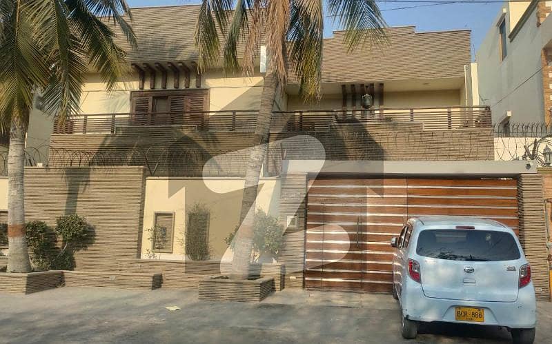 ڈی ایچ اے فیز 2 ڈی ایچ اے ڈیفینس,کراچی میں 4 کمروں کا 12 مرلہ مکان 6.75 کروڑ میں برائے فروخت۔