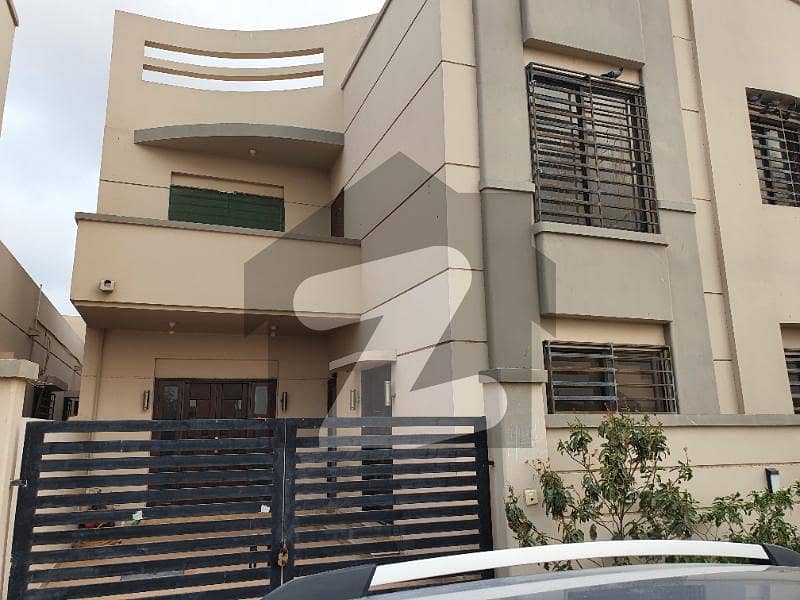 صائمہ لگژری ہومز کراچی میں 4 کمروں کا 10 مرلہ مکان 2.6 کروڑ میں برائے فروخت۔