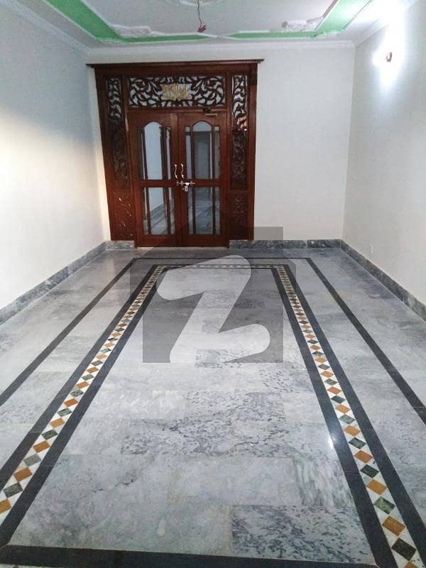 مورگاہ راولپنڈی میں 3 کمروں کا 9 مرلہ مکان 40 ہزار میں کرایہ پر دستیاب ہے۔ مورگاہ راولپنڈی میں 3 کمروں کا 9 مرلہ مکان 40 ہزار میں کرایہ پر دستیاب ہے۔
