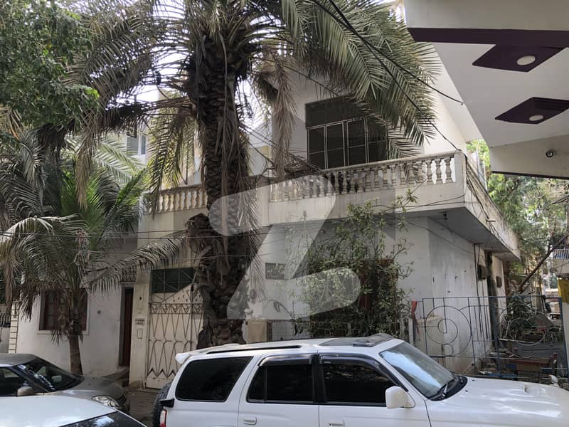 ناظم آباد 2 - بلاک ڈی ناظم آباد 2 ناظم آباد کراچی میں 6 کمروں کا 9 مرلہ مکان 6 کروڑ میں برائے فروخت۔