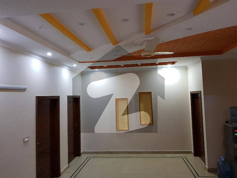 دارالسلام سوسائٹی کورنگی کراچی میں 7 کمروں کا 16 مرلہ مکان 7.5 کروڑ میں برائے فروخت۔