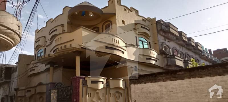 حاجی پورہ روڈ سیالکوٹ میں 5 کمروں کا 4 مرلہ مکان 1.25 کروڑ میں برائے فروخت۔
