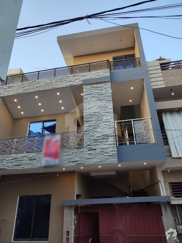 1080 Square Feet House In Saadi Road For Sale At Good Location